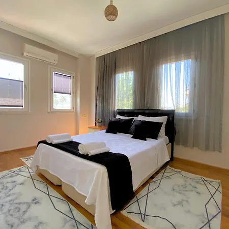 Artemis Dalyan Villa